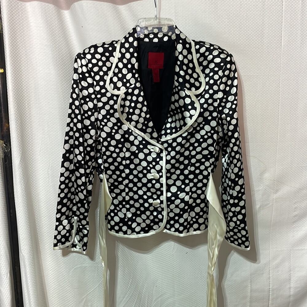 JS Collections 12 💯silk black white 3/4 sleeve polka dot jacket tie back euc